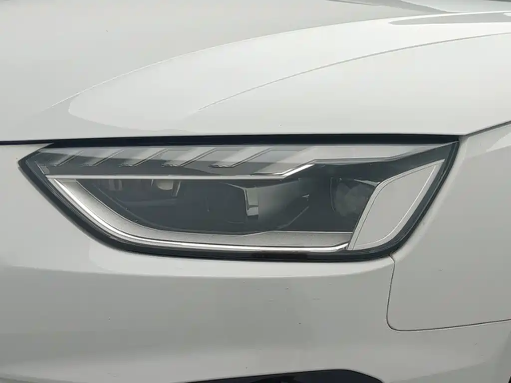 Audi A4L — миниатюра 14