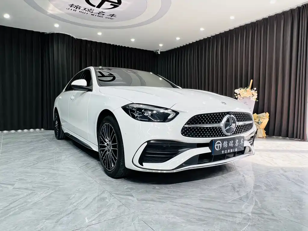 Mercedes-Benz C-Class — миниатюра 2