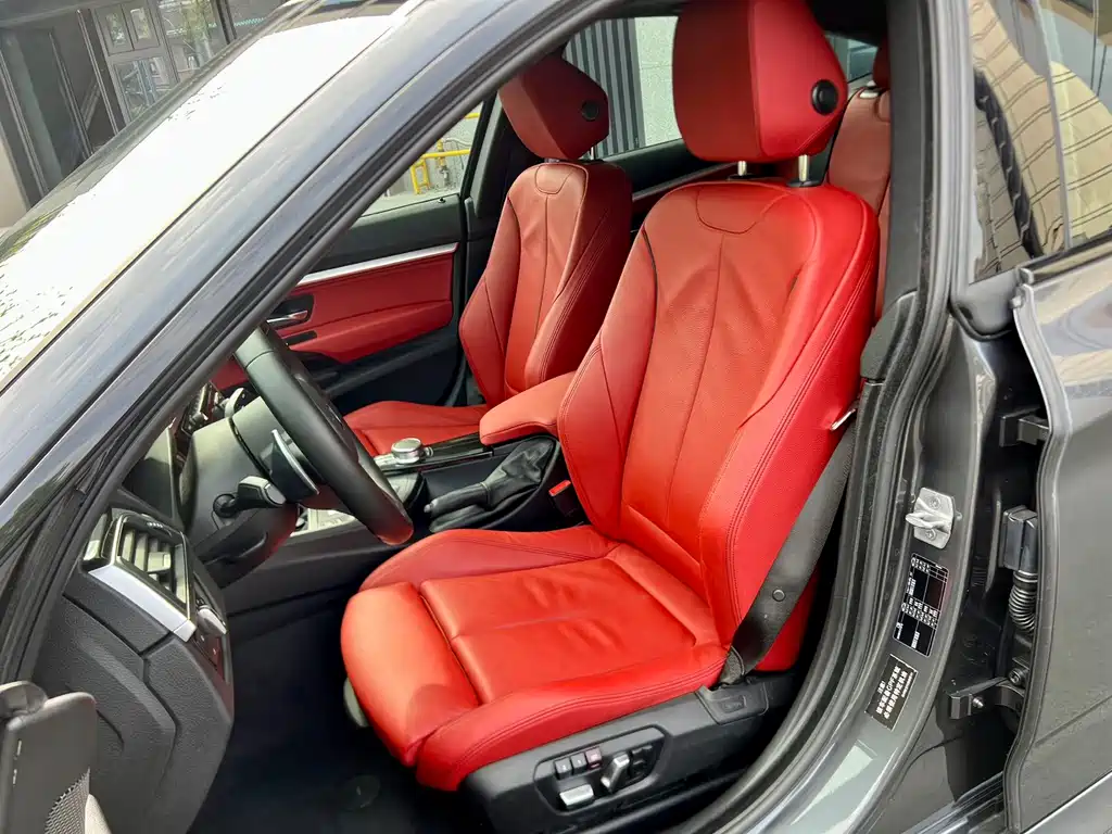 BMW 3 Series GT — миниатюра 13