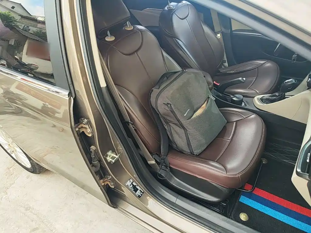 Buick Excelle — миниатюра 25