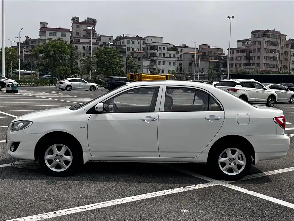 Toyota Corolla — миниатюра 8