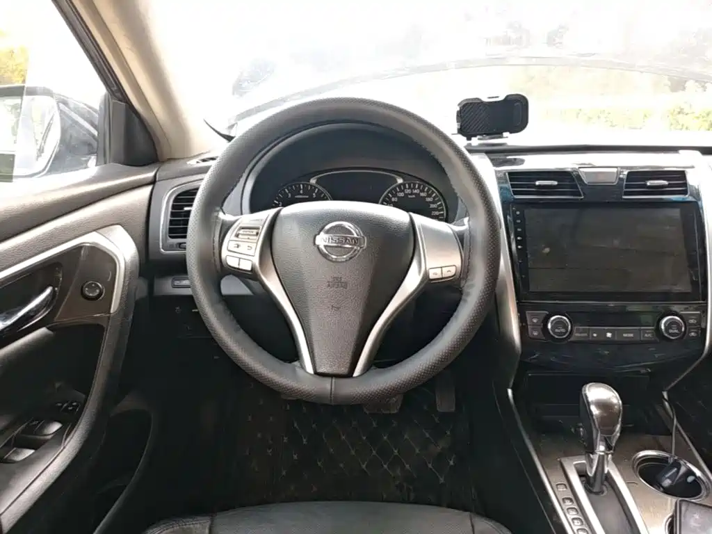 Nissan Teana — миниатюра 11