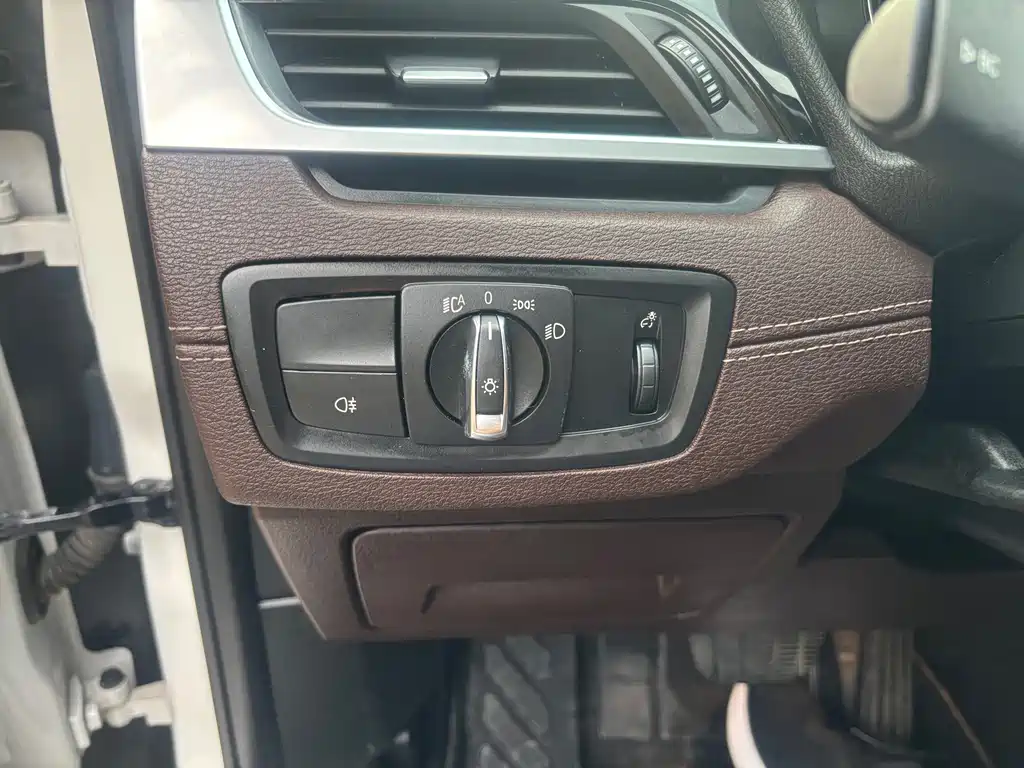 BMW X2 — миниатюра 13