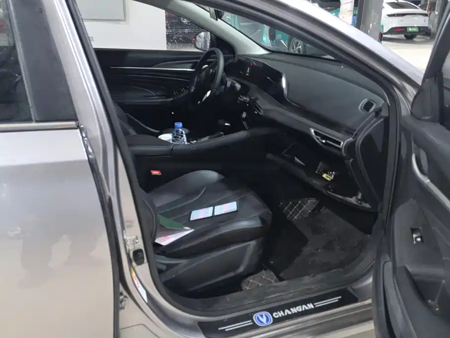 Changan Eado — миниатюра 8