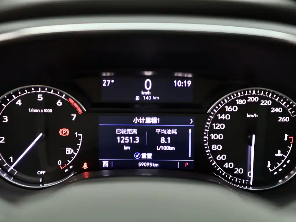 Cadillac CT5 — миниатюра 17