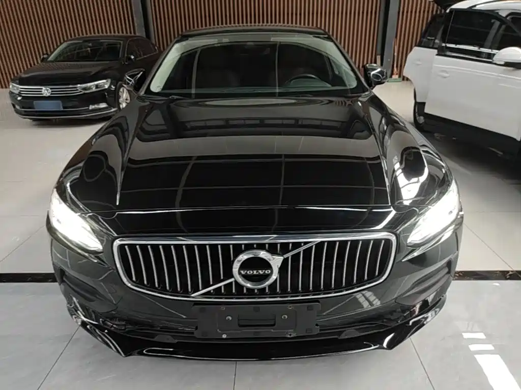 Volvo S90 — миниатюра 3