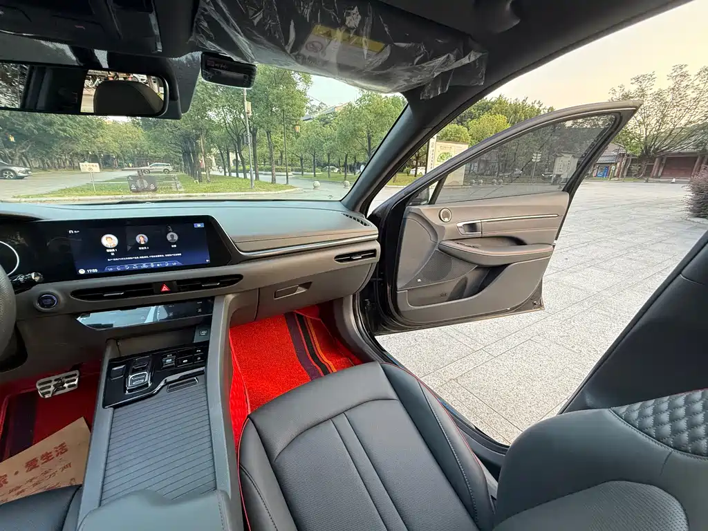Hyundai Sonata — миниатюра 14