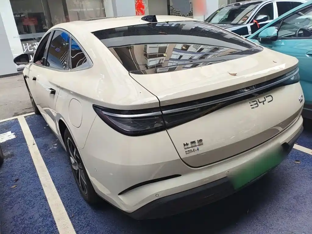 BYD Seal 07 DM-i — миниатюра 5