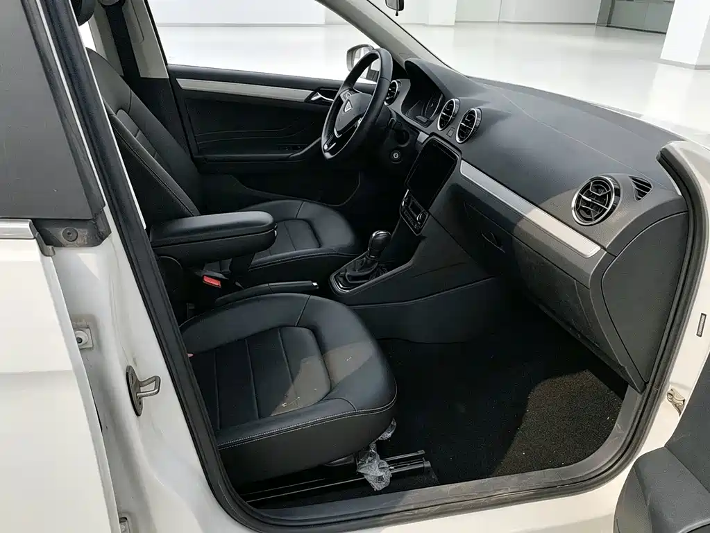 Jetta VA3 — миниатюра 10