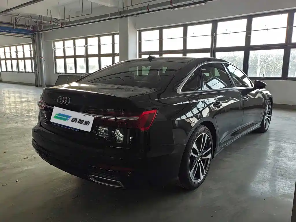 Audi A6L — миниатюра 5