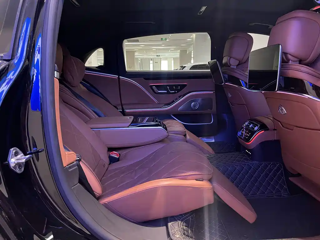 Mercedes-Benz S-Class — миниатюра 10
