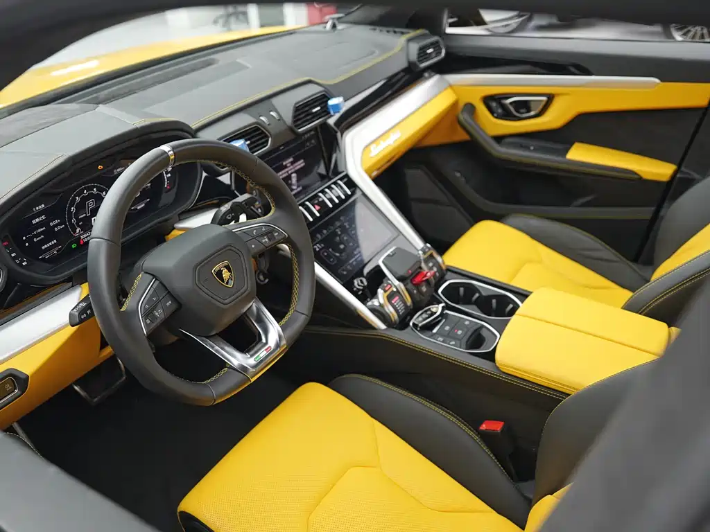 Lamborghini Urus — миниатюра 8