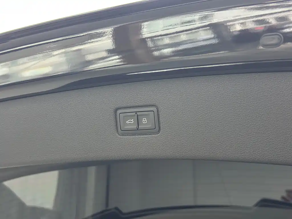 Audi Q7 — миниатюра 44