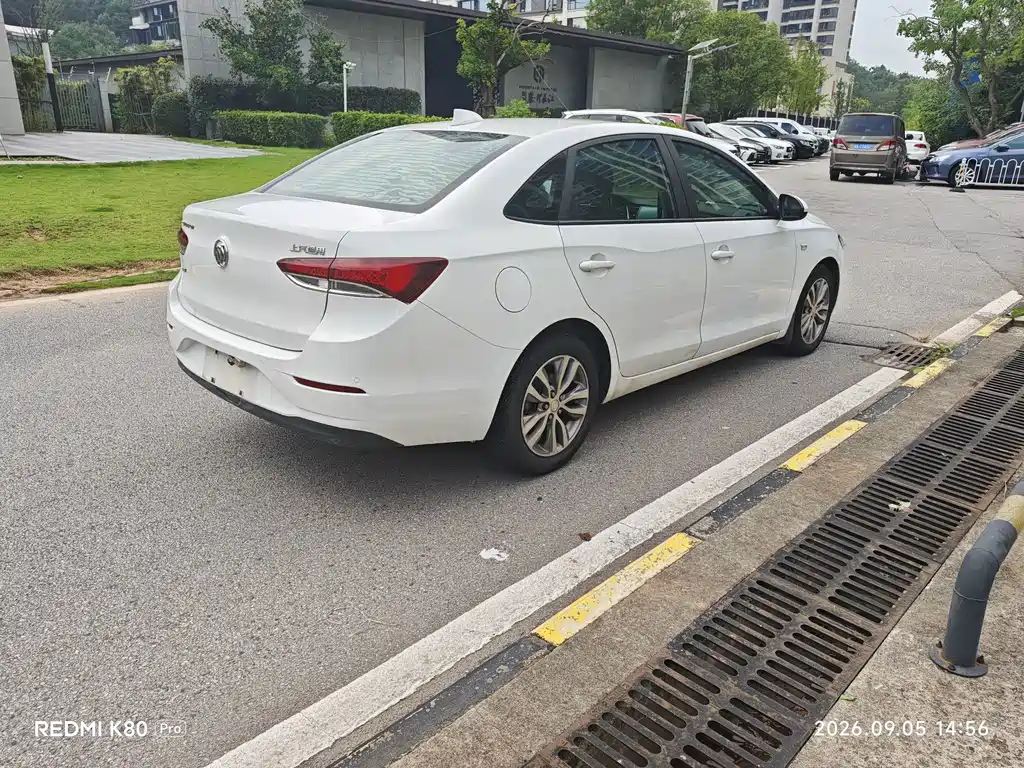 Buick Excelle — миниатюра 6