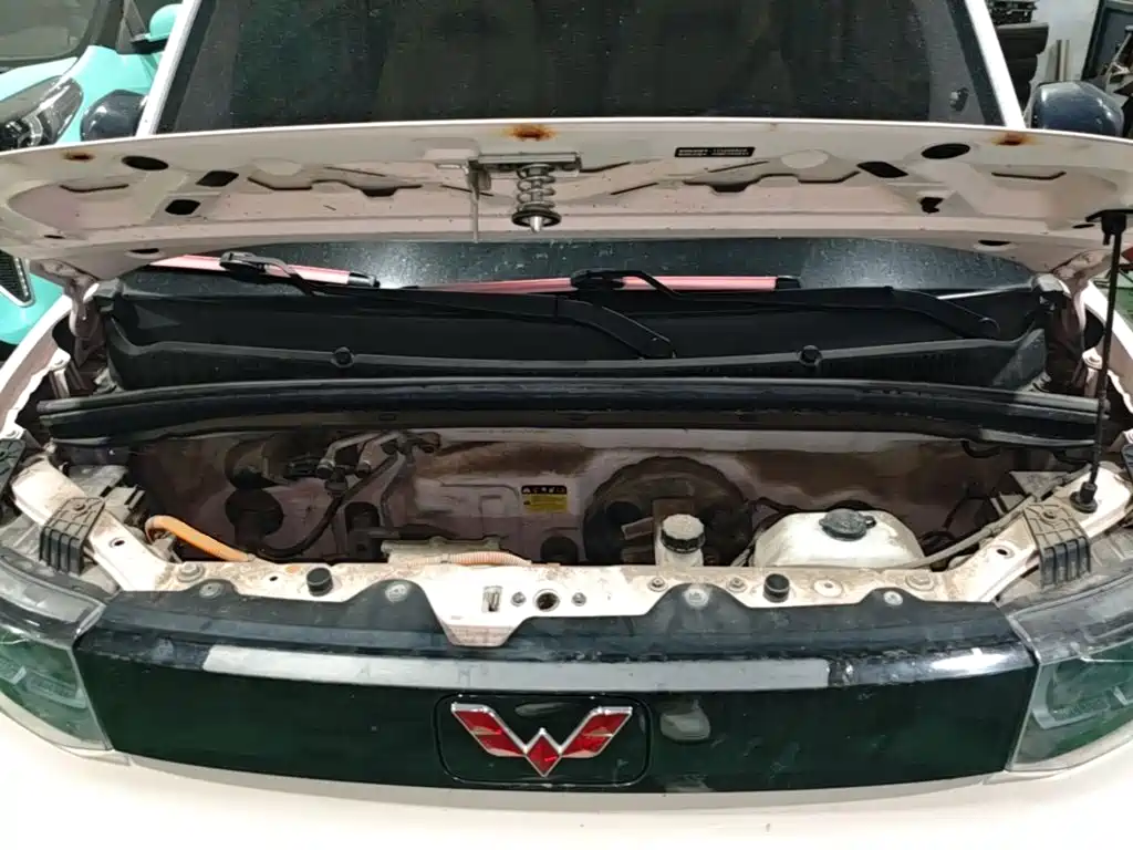 Wuling MINIEV — миниатюра 20