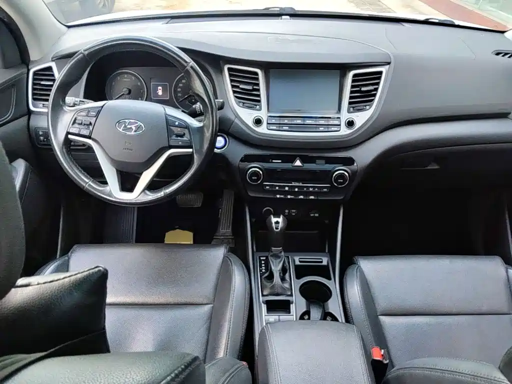 Hyundai Tucson — миниатюра 10