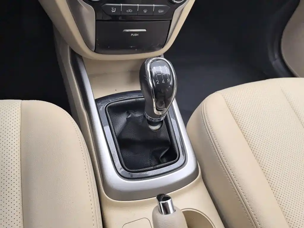 Changan Eado — миниатюра 13