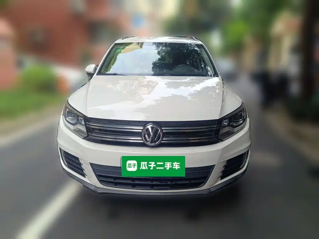 Volkswagen Tiguan — миниатюра 2