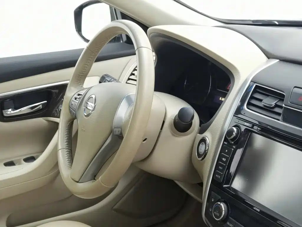 Nissan Teana — миниатюра 22