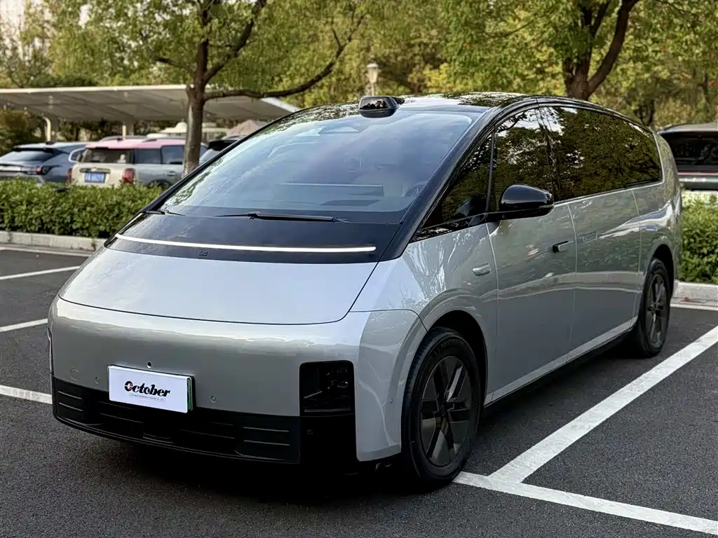 Li Auto Li MEGA