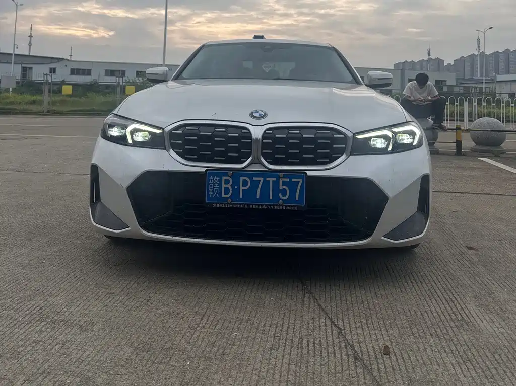 BMW 3 Series — миниатюра 2
