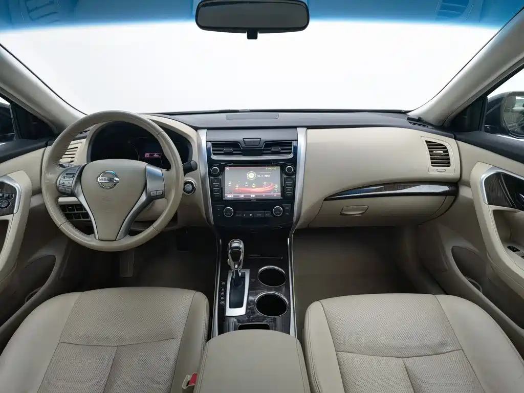 Nissan Teana — миниатюра 5