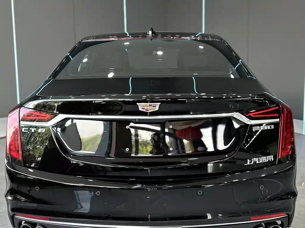 Cadillac CT6 2022 28T