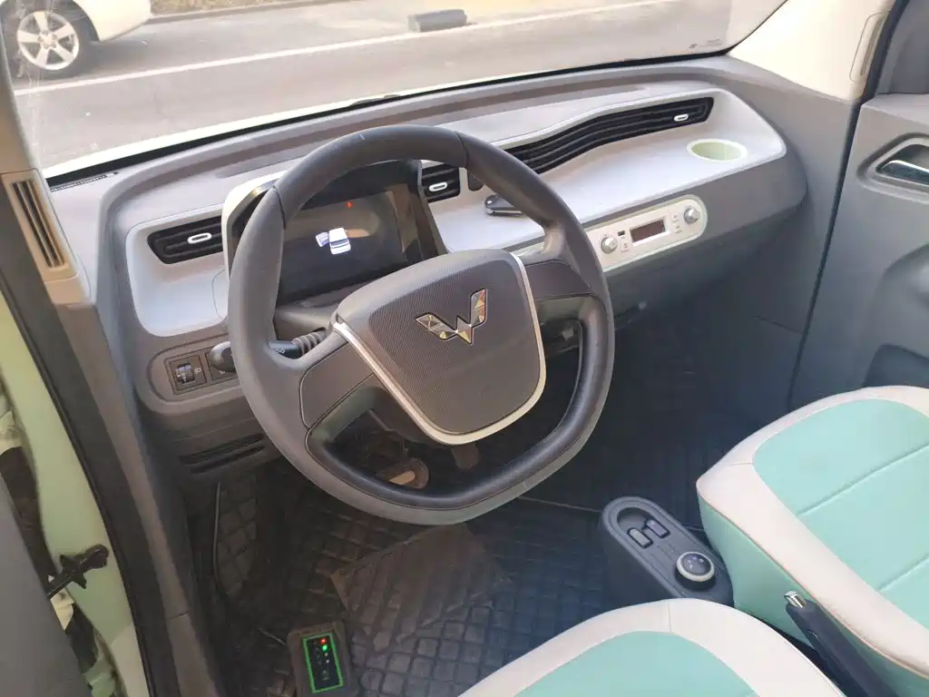 Wuling MINIEV — миниатюра 11