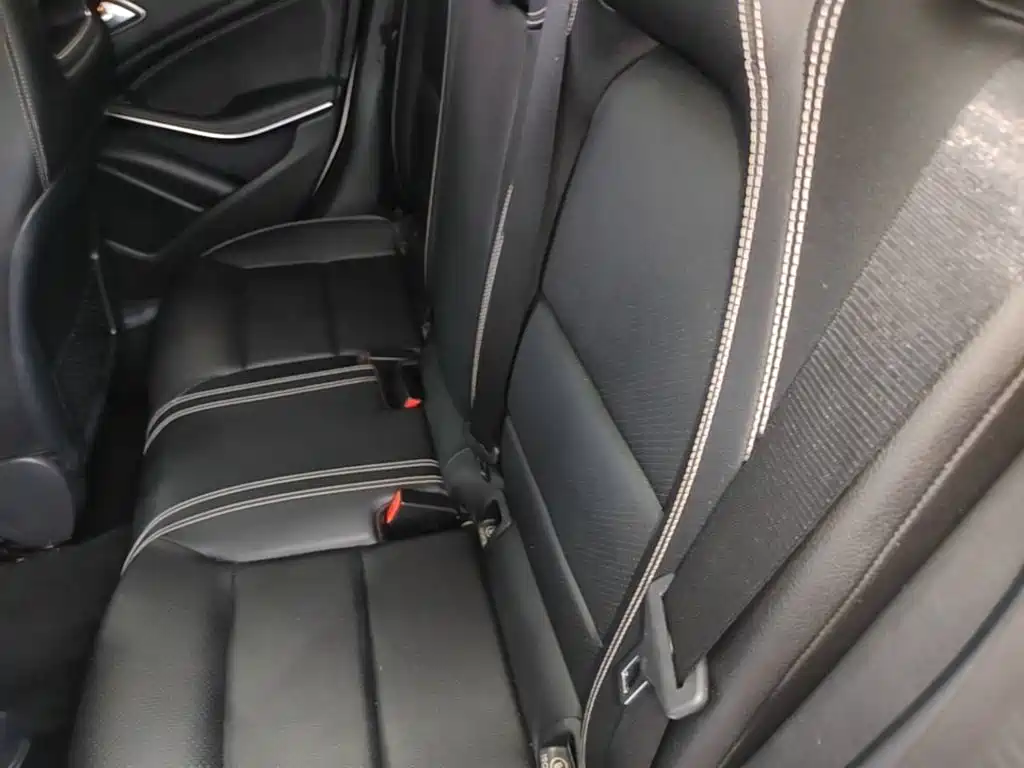 Mercedes-Benz GLA — миниатюра 17