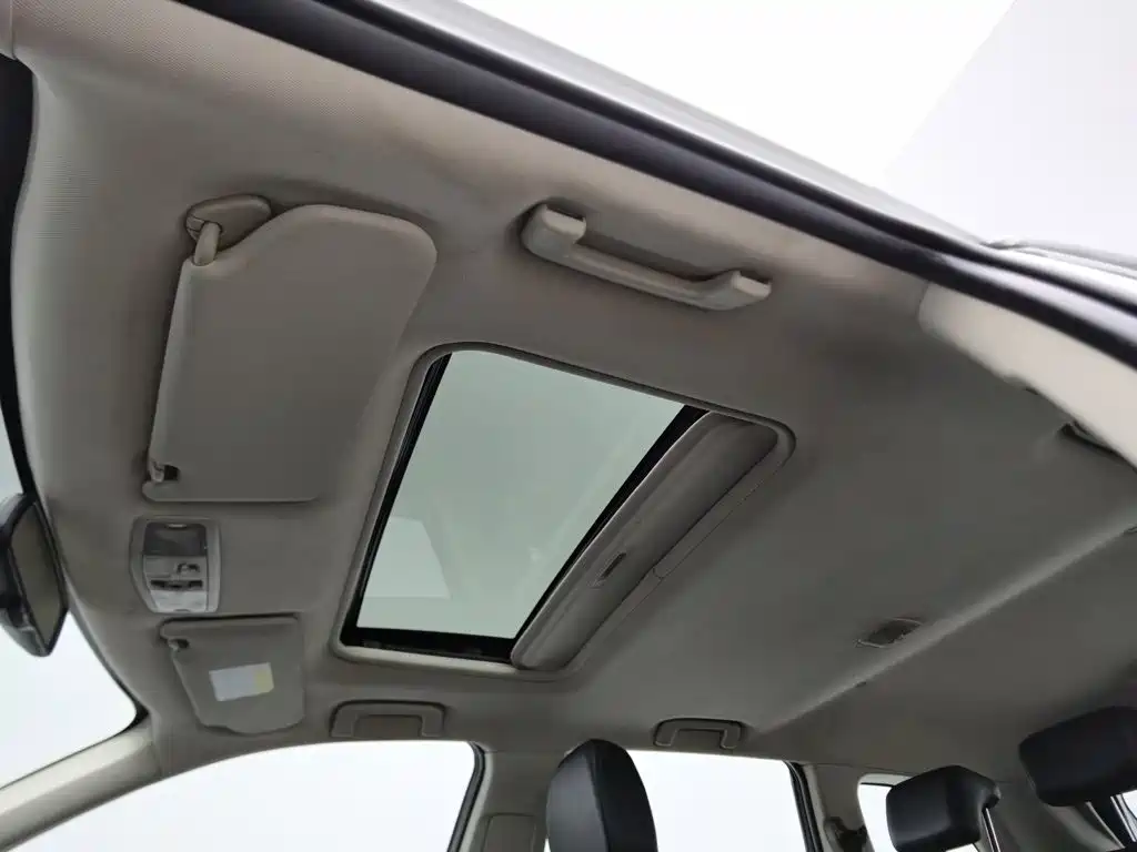Mitsubishi Outlander — миниатюра 14