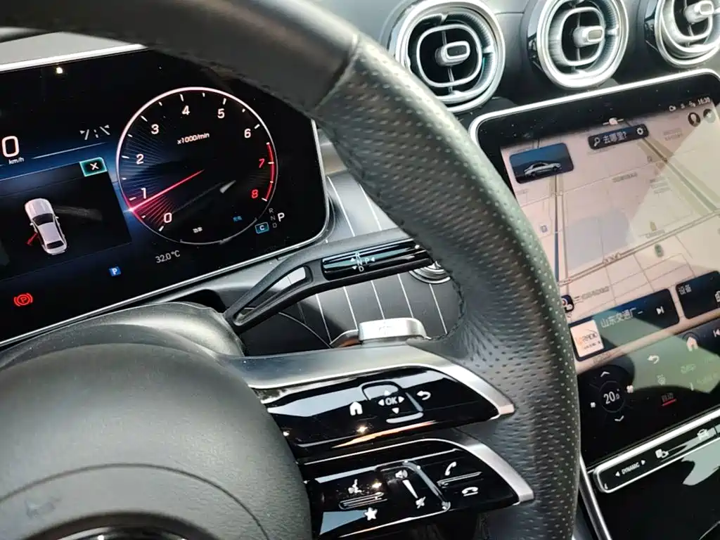 Mercedes-Benz C-Class — миниатюра 14
