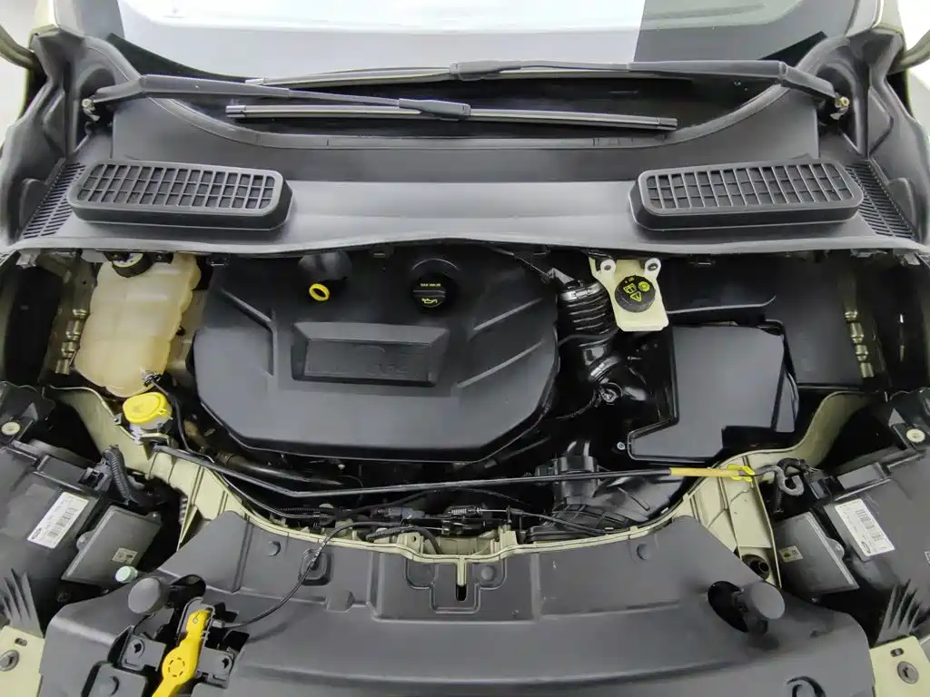 Ford Kuga — миниатюра 6