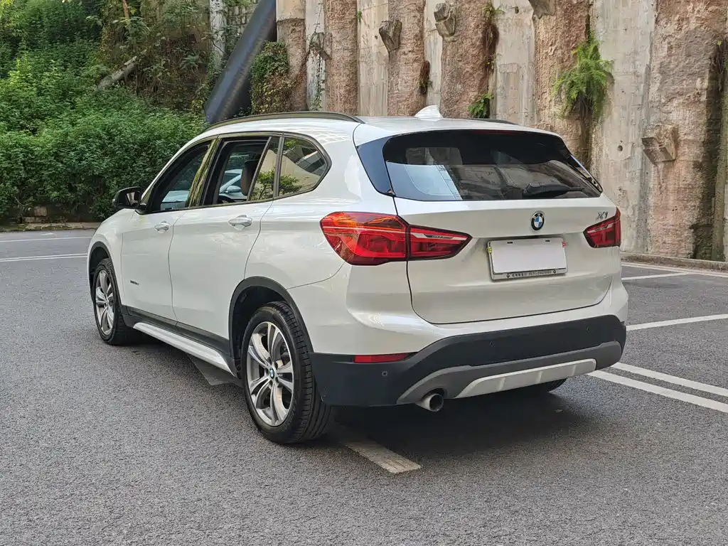BMW X1 — миниатюра 12