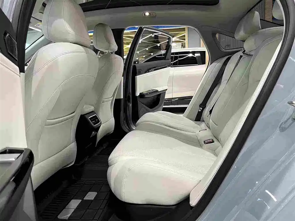 Geely Galaxy Galaxy L6 L6 2023 125km