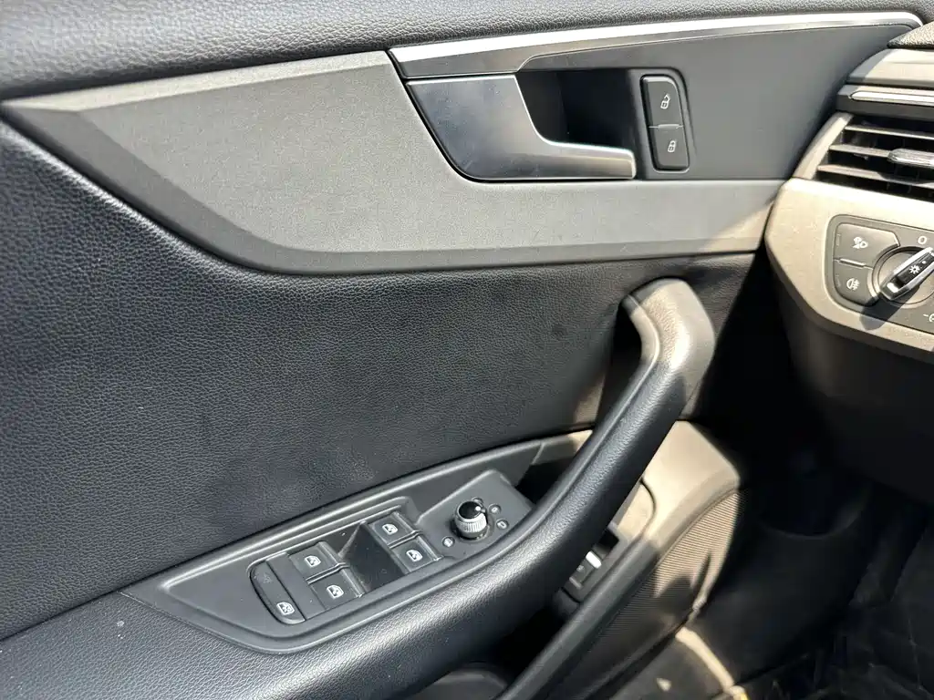 Audi A4L — фотографии объявления, Фото 20