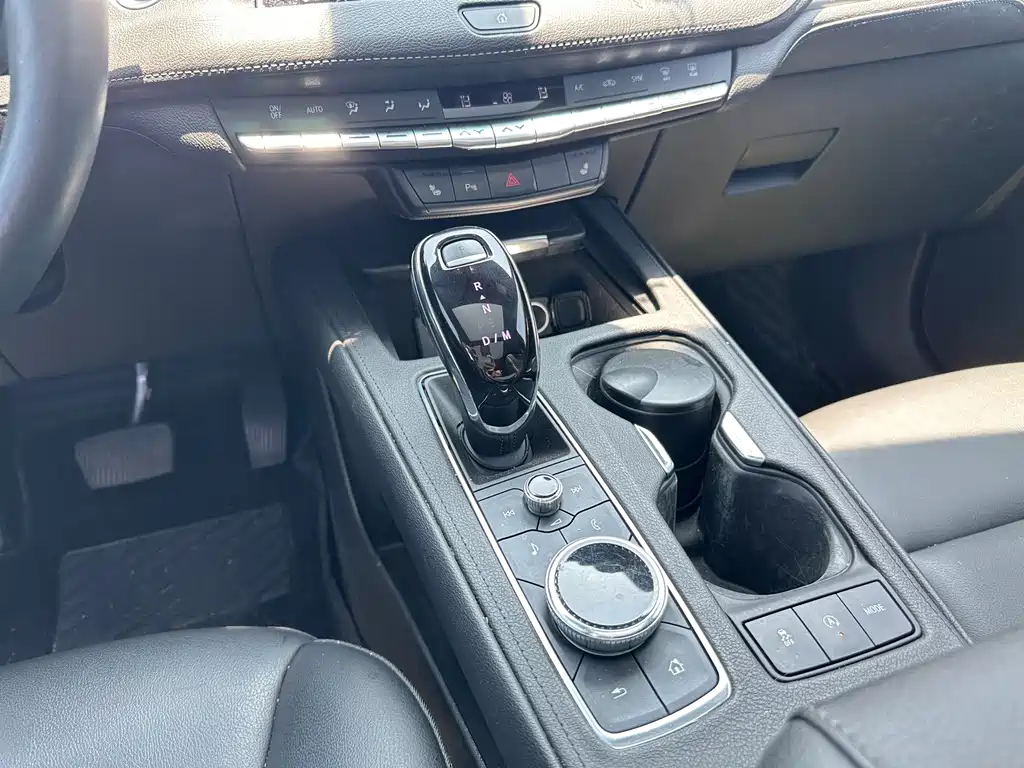 Cadillac XT4 — миниатюра 19