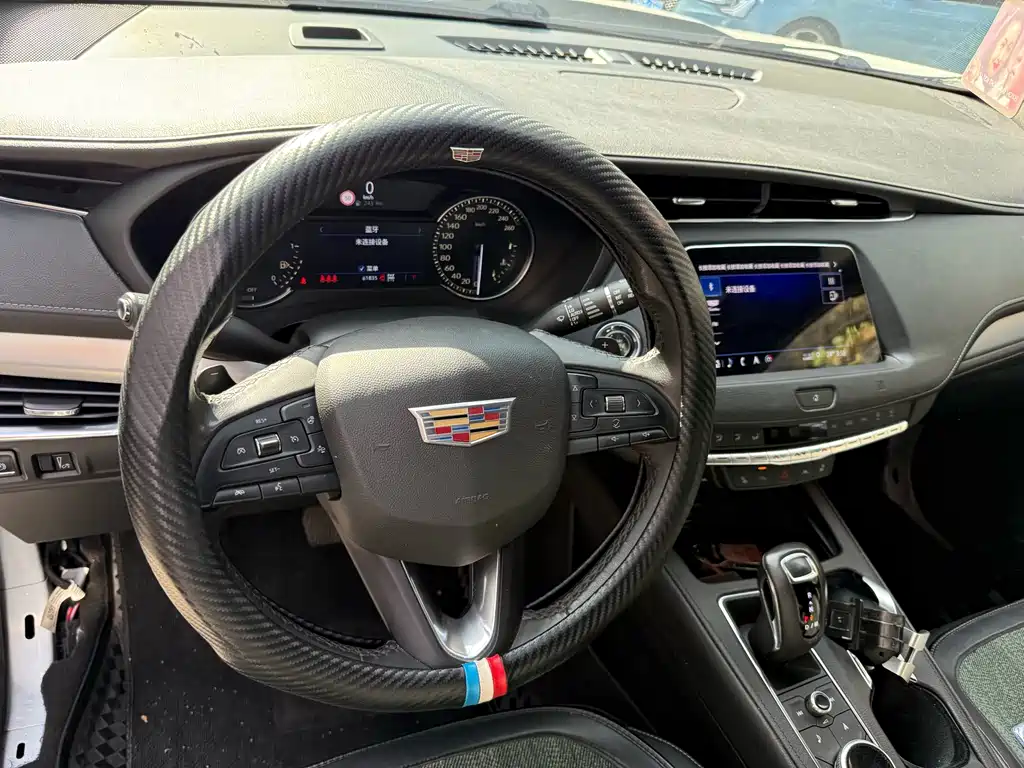Cadillac XT4 — миниатюра 9