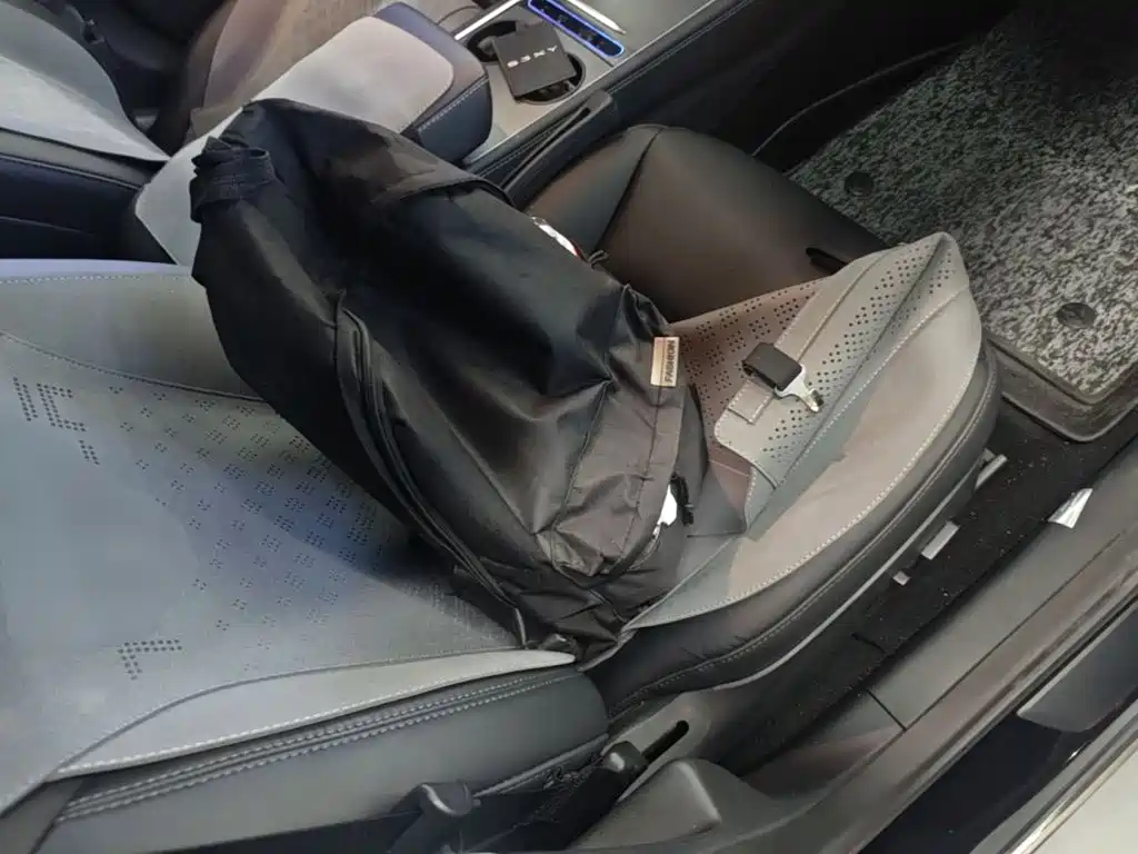 Tesla Model 3 — миниатюра 25
