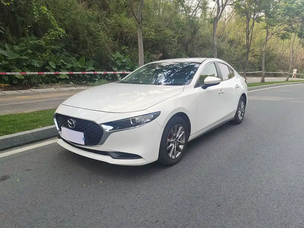 Mazda 3 Axela 2020