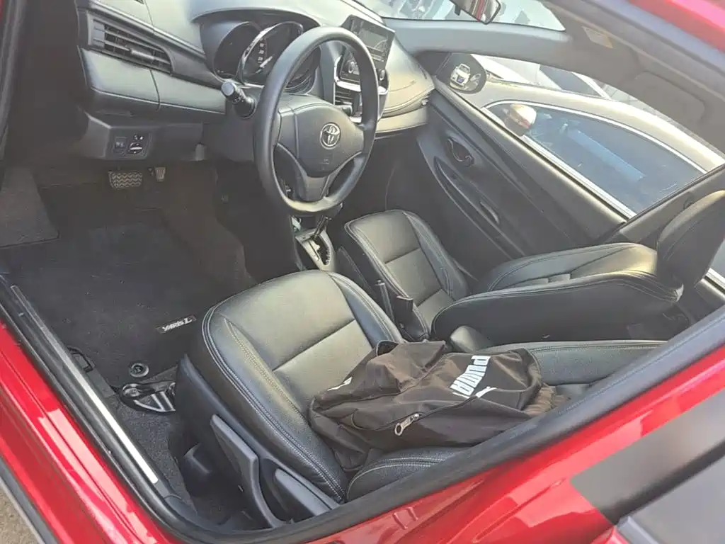 Toyota Yaris L — миниатюра 15