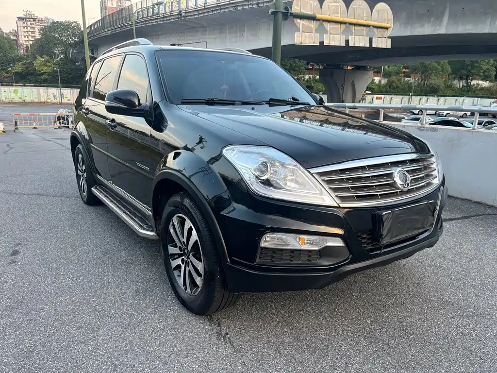 SsangYong Rexton W — миниатюра 3