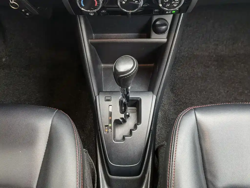 Toyota Yaris L — миниатюра 13