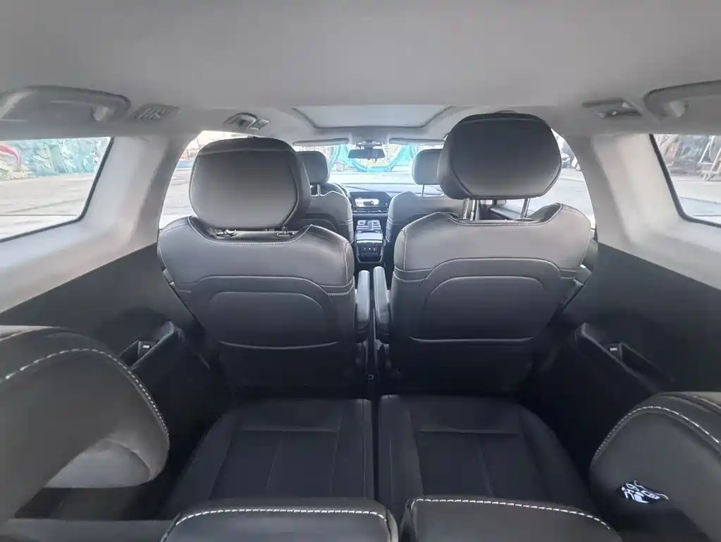 Wuling Victory — миниатюра 6