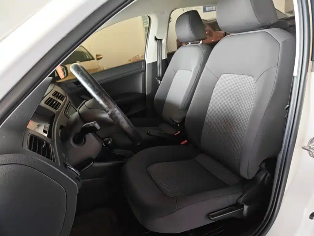 Volkswagen Santana — миниатюра 15