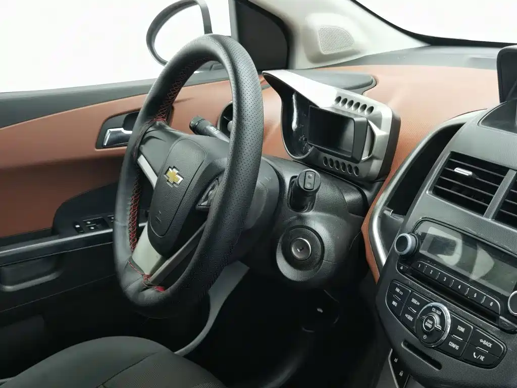 Chevrolet Aveo — миниатюра 22
