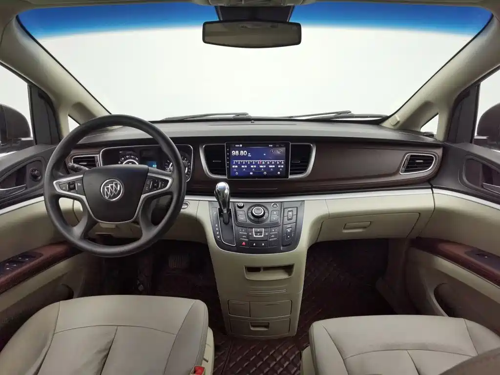 Buick GL8 — миниатюра 5