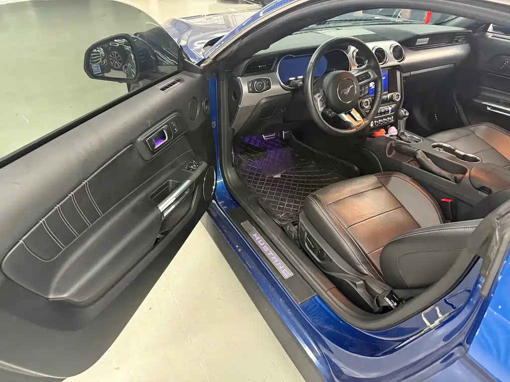 Ford Mustang 2022 2.3T EcoBoost
