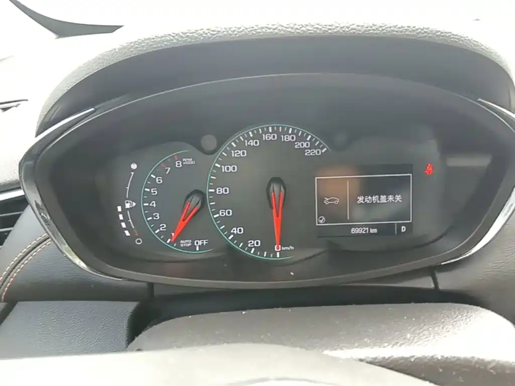 Chevrolet Trax — миниатюра 16