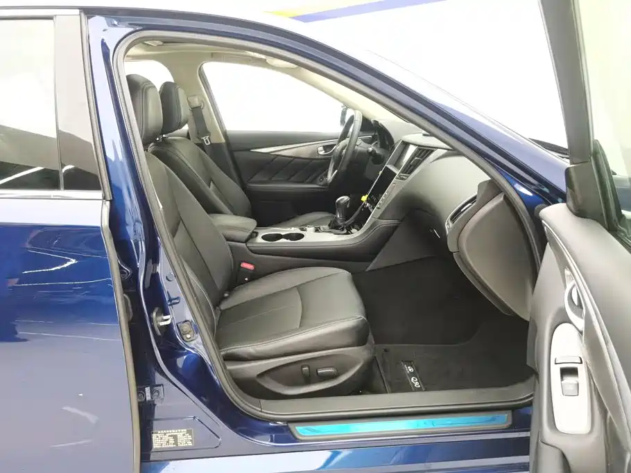 Infiniti Q50L — миниатюра 8