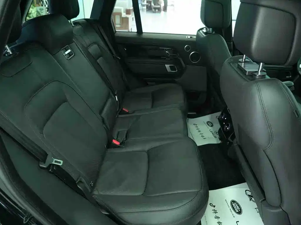 Land Rover Range Rover — миниатюра 14